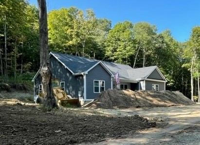 Building photograph for 168 ARCH BRIDGE RD